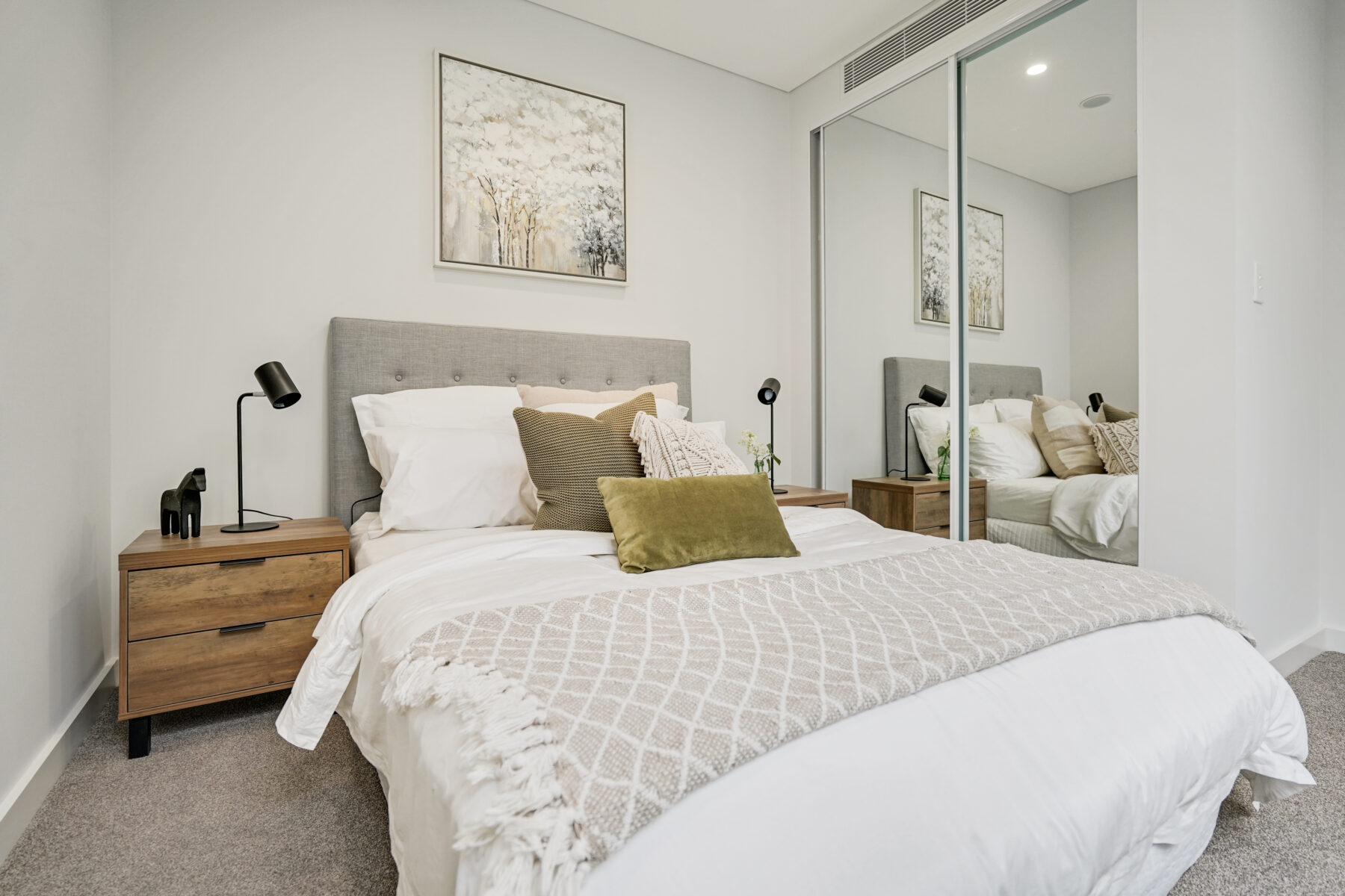 Zantia, Thornleigh